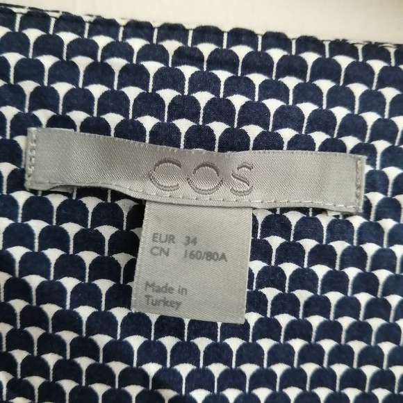 COS Cotton Poplin Ruffle Front Button Blouse Navy White 3/4 Sleeve 34 (XS) - Picture 11 of 16